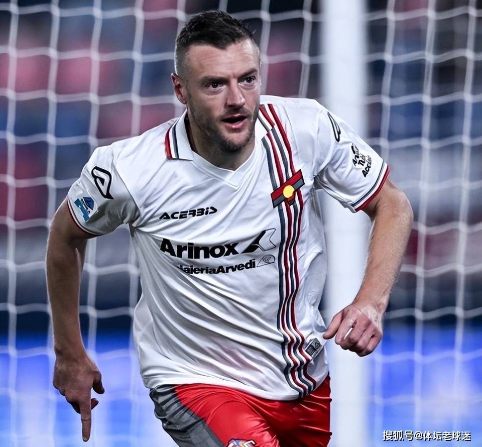 近6场4球!越老越妖的射手本能,38岁昔日英超金靴意甲继续闪光