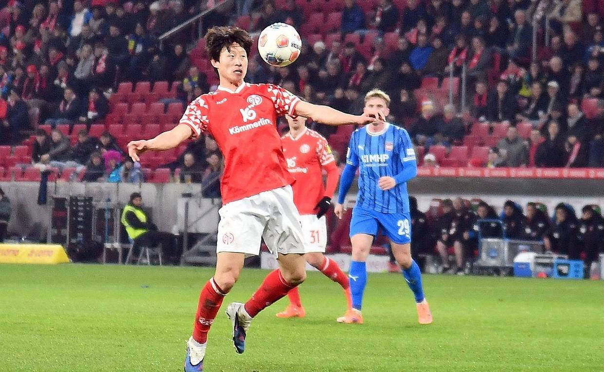 33岁韩国球星闪耀德甲,率领美因茨终结12轮不胜尴尬